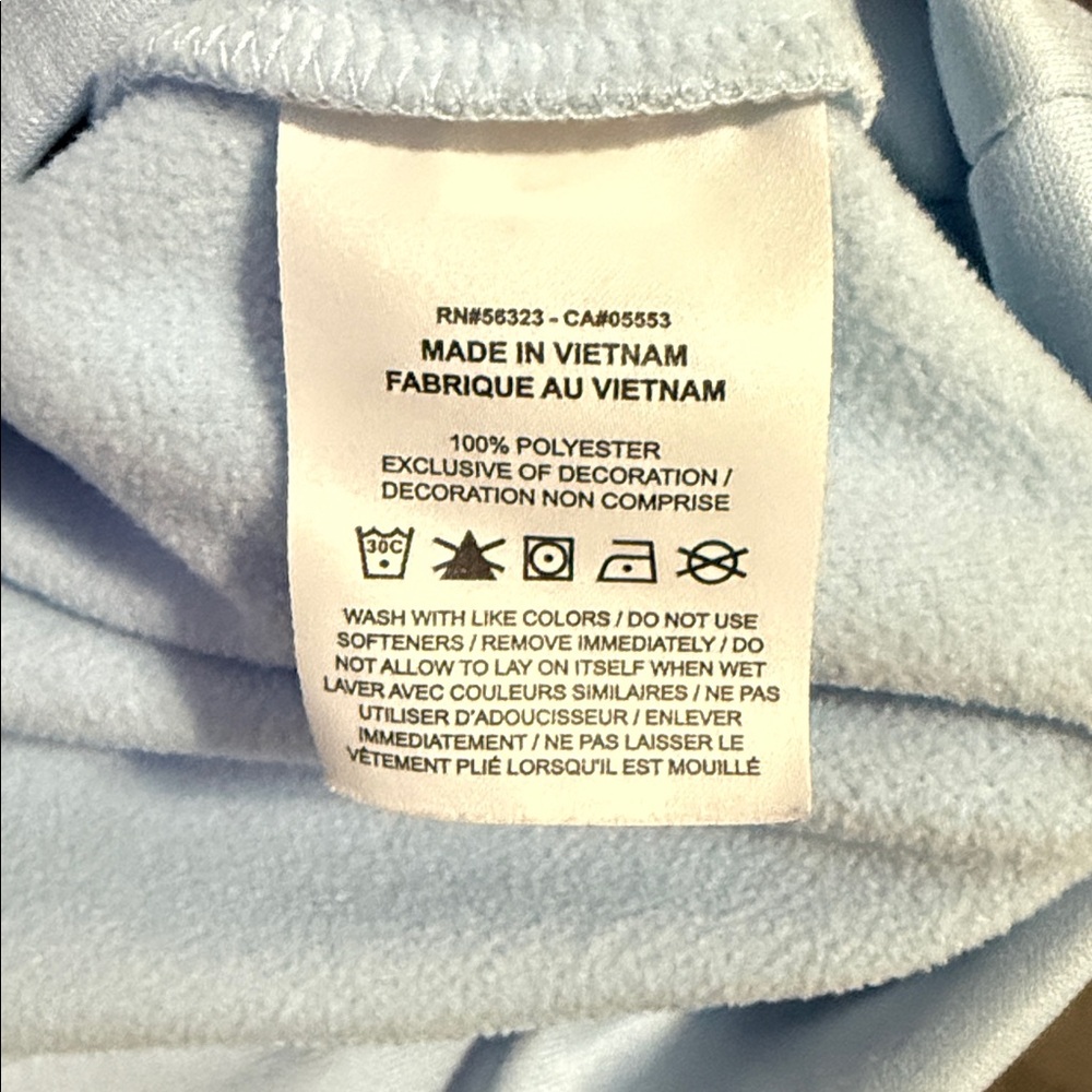 Nike Men's Sky Blue Hoodie with Navy Swoosh: Therma-Fit - Picture 3 of 3